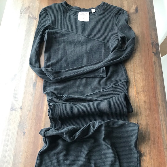 Black knit fitted dress - Picture 4 of 5